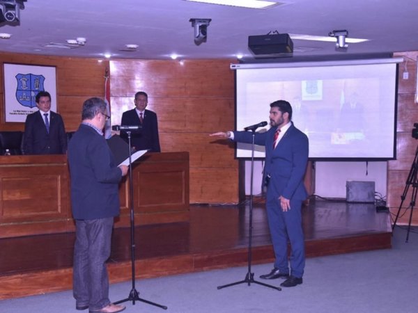 Nenecho, electo nuevo intendente asunceno