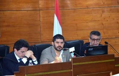 Óscar Rodríguez es el nuevo intendente de Asunción | .::Agencia IP::.