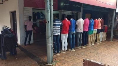 SE DESCUIDÓ UN SEGUNDO Y HURTARON SU BILLETERA EN EL CIRCUITO COMERCIAL