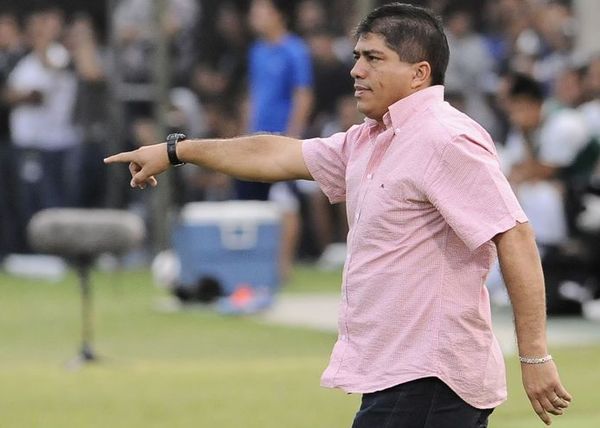 Roberto Torres vuelve a la academia - Nacional - ABC Color