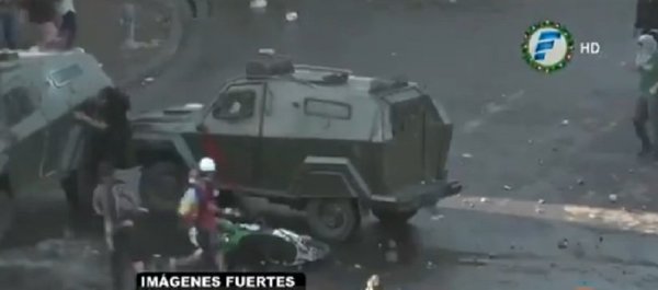 Brutal represión en Chile: Carabineros hieren a manifestante | Noticias Paraguay