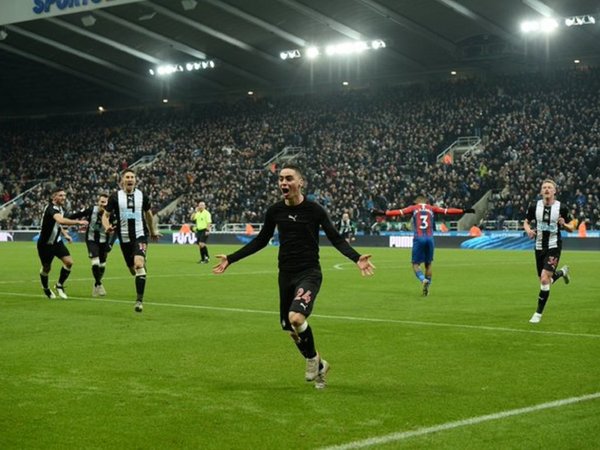 El mensaje de Almirón tras su debut goleador
