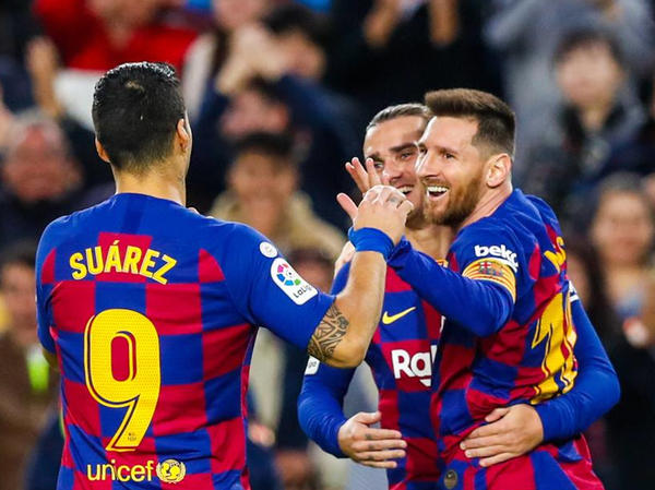 Barcelona no falla en su casa y es puntero