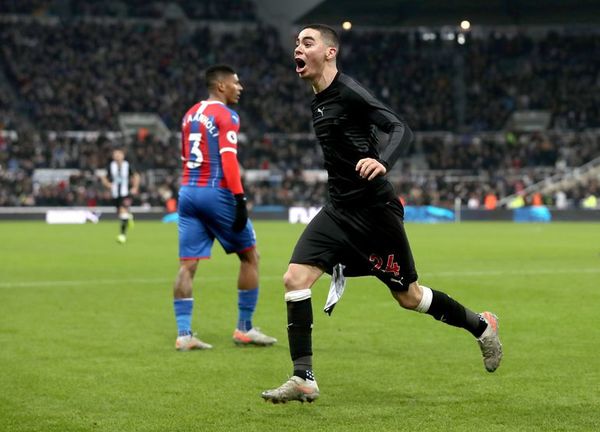 Gol de Almirón y triunfo del Newcastle - Fútbol - ABC Color