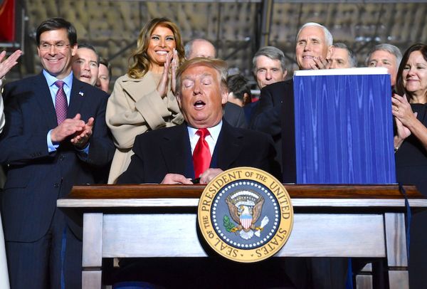 EEUU: Revista evangélica llama a destituir a Trump