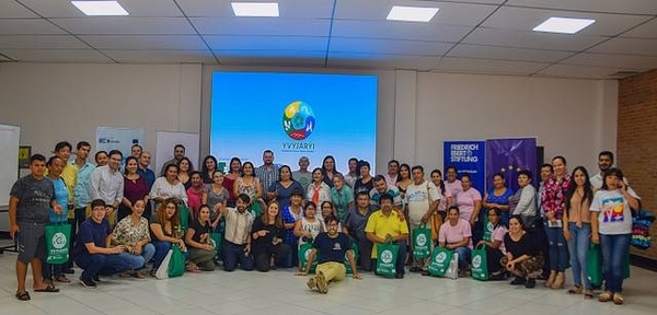 HOY / Ciudadanos de Central debatieron sobre cambio climático en Paraguay