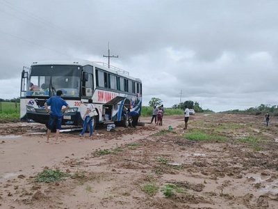 Caminos en mal estado impide viajar por fiestas en Alto Paraguay