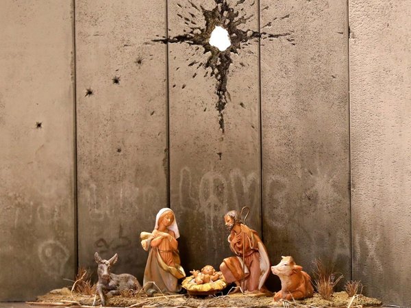 Banksy instala en Belén un provocador pesebre