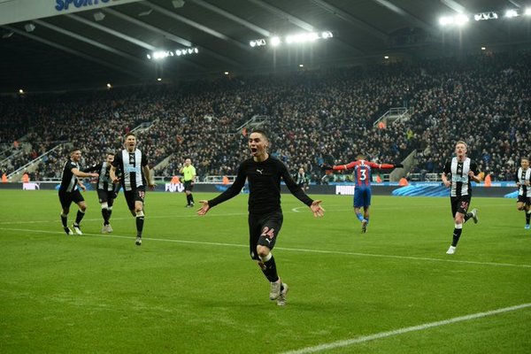 El video que compartió el Newcastle del festejo de “Miggy”