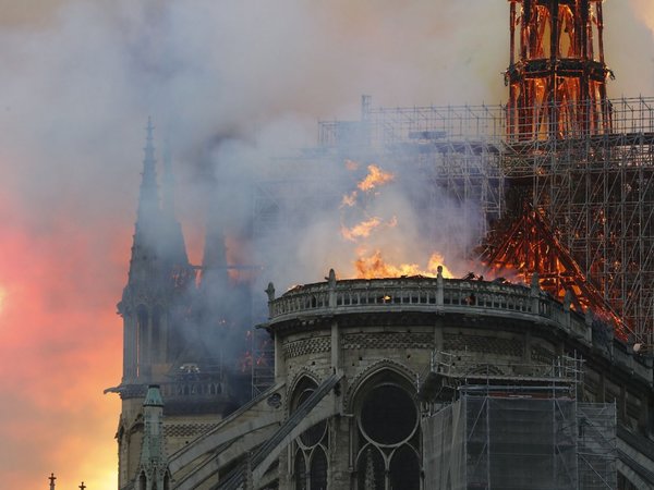 El día que se salvó Notre Dame