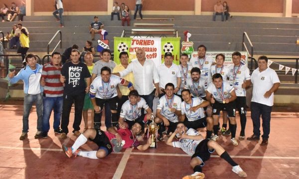 13 de Mayo es campeón en Coronel Martínez