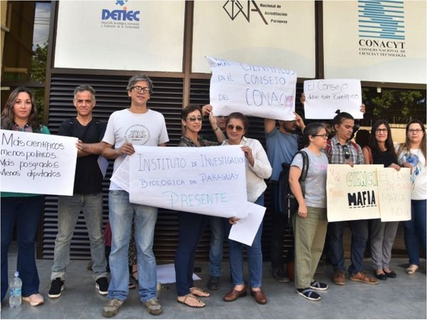 Conacyt: En el exterior abogan por científico