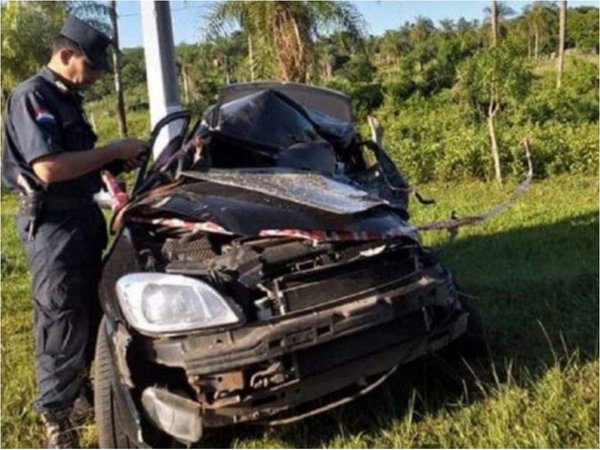Un padre y sus dos hijos mueren en un accidente rutero en Acahay