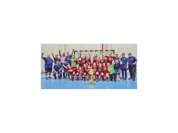 Cerro es hexa en el hándbol