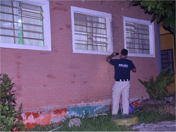 Roban escuela por tercera vez en Mariano Roque Alonso