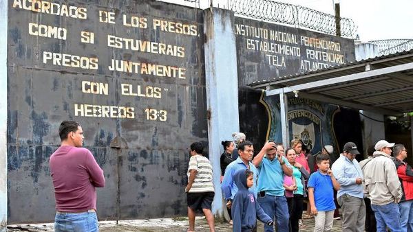 Unos 18 muertos en nuevo enfrentamiento entre reos en cárcel de Honduras | .::Agencia IP::.