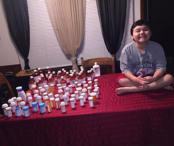 Lágrimas de felicidad de un niño tras vencer el cáncer