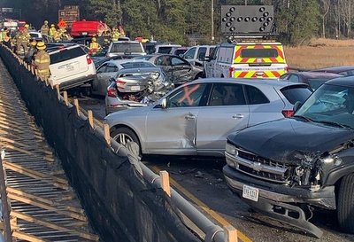 Chocan 63 vehículos en ruta | Noticias Paraguay