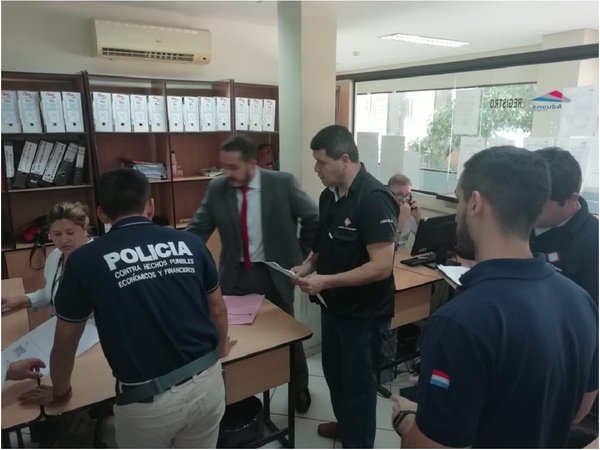 Allanan Dirección de Aduanas de MRA por supuesto contrabando