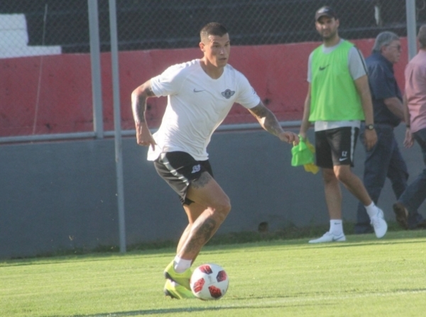 Alan Benítez ya prepara su incursión en Olimpia