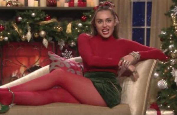 El mensaje de esperanza de Miley Cyrus para todos aquellos que se sientan solos en Navidad - SNT
