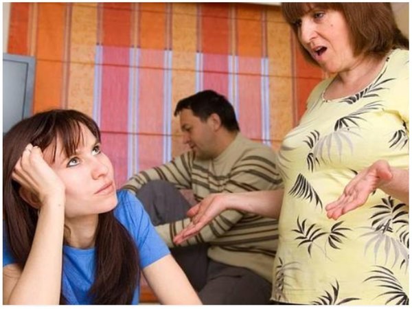 El dilema de las parejas: ¿En casa de tus padres o en la de los míos?