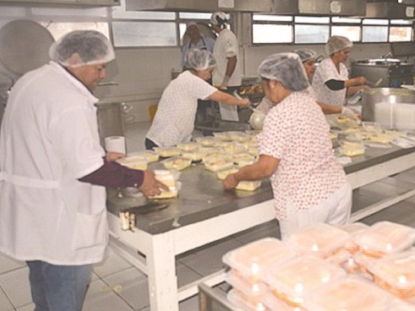 ¿Quiénes trabajan el 25 y el 1?