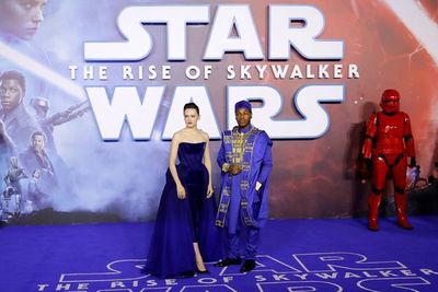 Star Wars lidera la taquilla pero no bate récords - Cine y TV - ABC Color