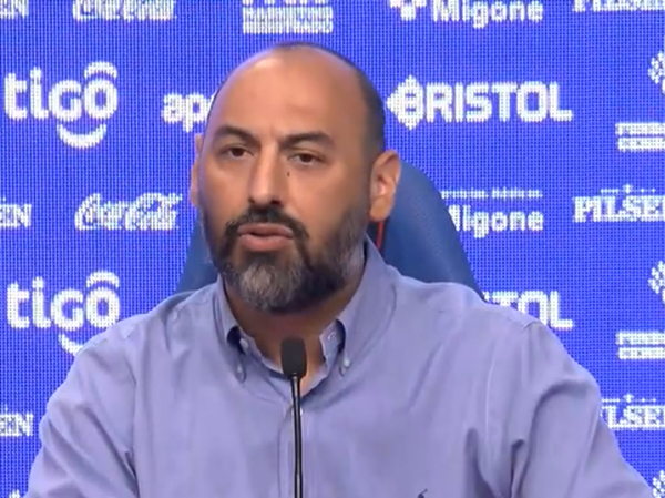Raúl Zapag: "“Roberto Nanni no va a continuar, su contrato finaliza el 31 de diciembre,"