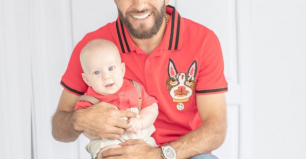La primera Navidad del hijo del “Demonio”