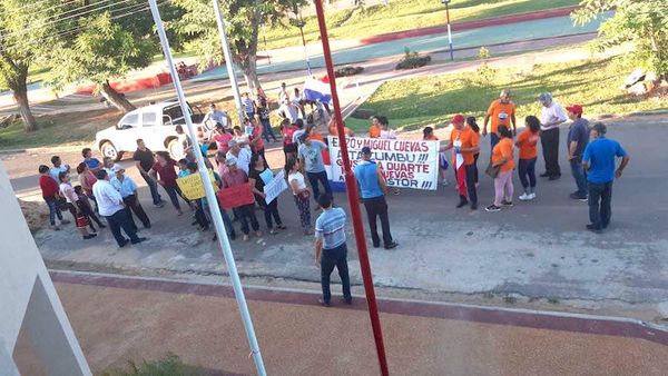 Concejal de Ybycuí denuncia agresión del diputado Cuevas