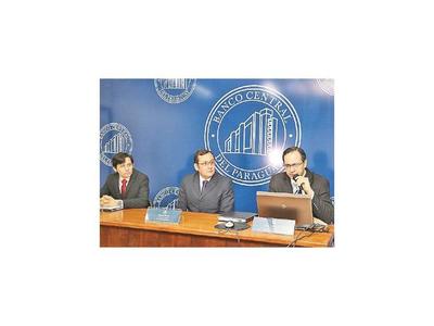Desde  BCP instan a bancos a reportar exceso de dólares
