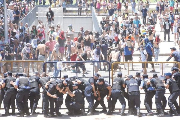 Argentina anuncia emisión de nuevos títulos de deuda - Internacionales - ABC Color