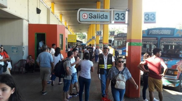 Terminal reporta desde el viernes un movimiento de 260.000 pasajeros » Ñanduti