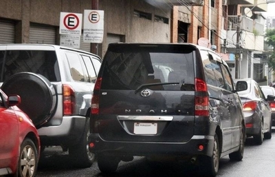 HOY / Conductores declaran "so’o" tras anuncio de “Nenecho”: PMT sí multará y pondrá cepos