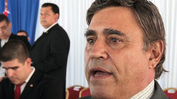Mario Abdo hace oídos sordos