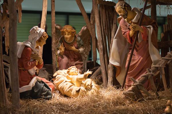 Las familias cristianas se reúnen en Nochebuena a la espera del Niño Dios | Radio Regional 660 AM