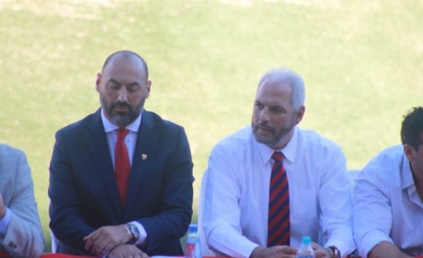 HOY / Socios no quedan confirmes y se levantan contra los Zapag