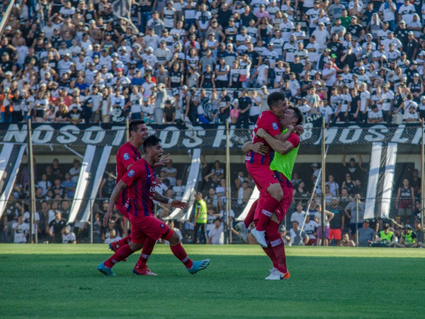 Los cinco mejores goles de Cerro en el año
