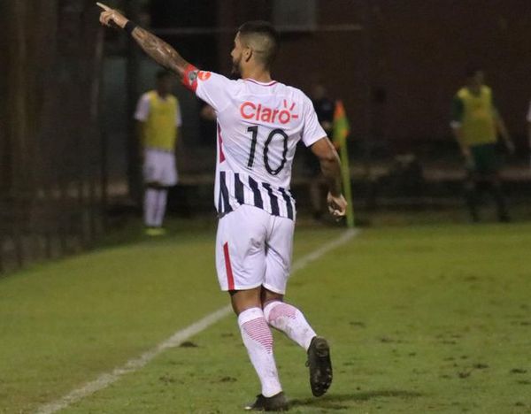 “Pollo” Recalde ambicioso, apunta a ser ídolo en Olimpia