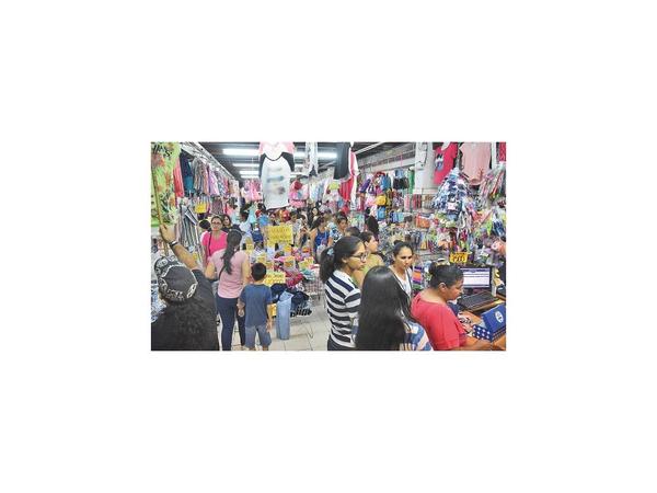 La movida comercial fue ya de menor intensidad ayer
