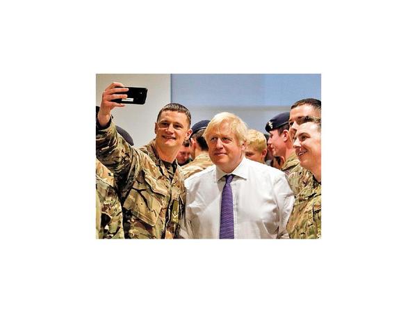 Boris Johnson llama a británicos a “no pelearse” en fiestas