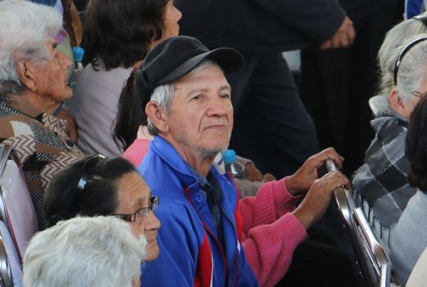 Procesos de Pensión Alimentaria para Adultos Mayores mantienen certificación ISO | .::Agencia IP::.