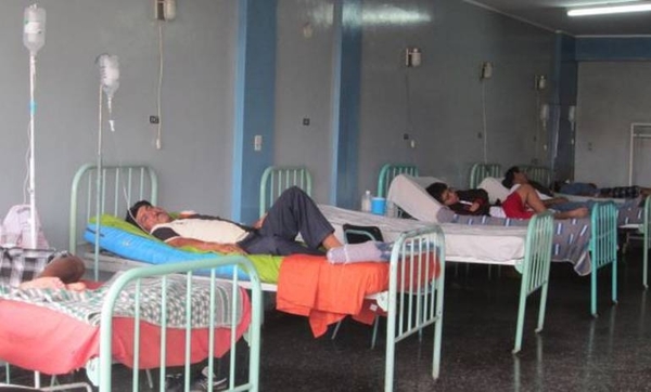 HOY / Descuido en manejo de las comidas y atracones: 54 intoxicados en Nochebuena
