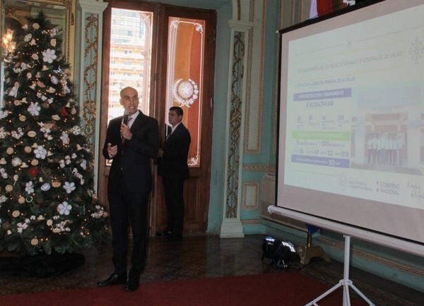 Ministro destaca año positivo en cuanto a inversión en Unidades de Salud