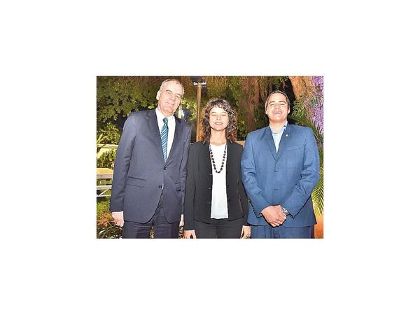 Agasajo en Embajada alemana