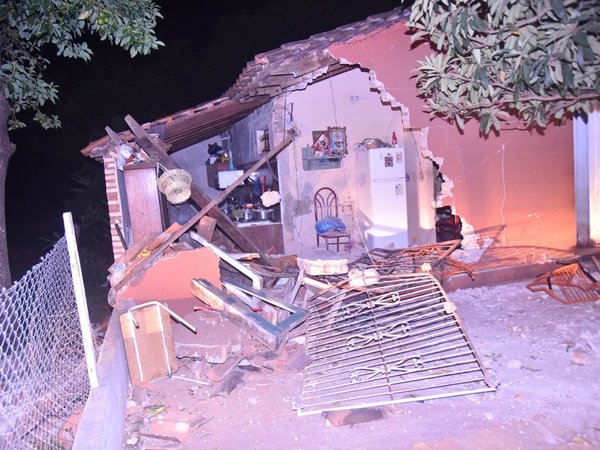 Pelea entre vecinos termina con un joven embistiendo una casa en Itá