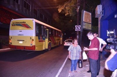 Trabajadora sufre asalto en bus y pierde todo su aguinaldo