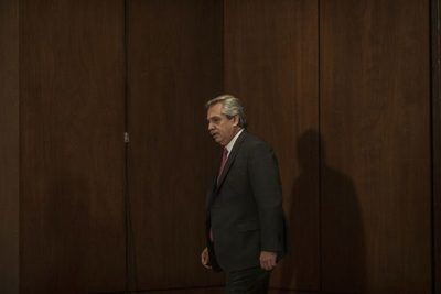 El gobierno retrasa los pagos de deudas