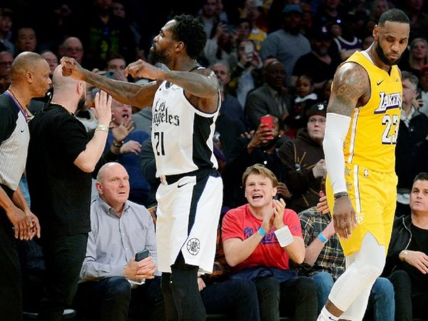 En el especial navideño de la NBA, Los Lakers se quedan sin regalo